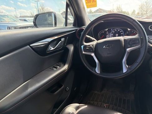 Used 2022 Chevrolet Blazer RS w/ Enhanced Convenience Package image 18
