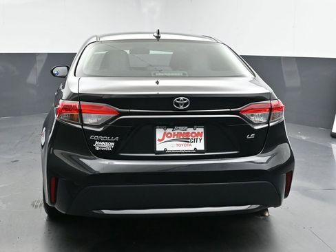 Used 2021 Toyota Corolla LE image 7