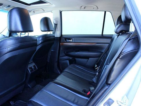 Used 2014 Subaru Outback 2.5i Limited image 13