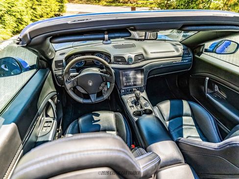 Used 2018 Maserati GranTurismo Sport RWD image 31
