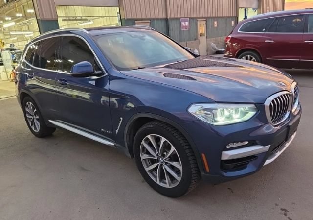 Used 2018 BMW X3 xDrive30i AWD/4WD image 2