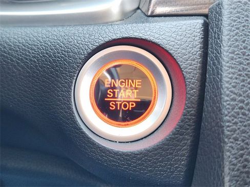 Used 2019 Honda Civic Touring image 21