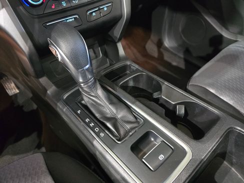 Used 2019 Ford Escape SE image 30