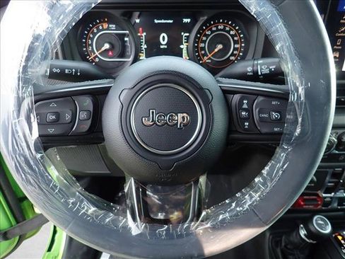 New 2026 Jeep Gladiator Mojave image 10