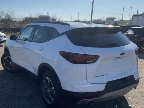 Certified 2024 Chevrolet Blazer LT w/ Convenience Package image 3