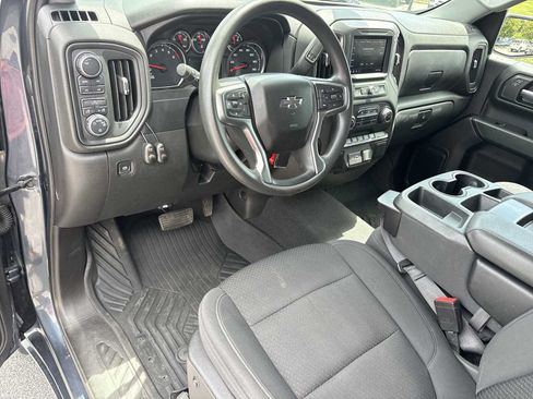Used 2021 Chevrolet Silverado 1500 Custom Trail Boss w/ Safety Confidence Package AWD/4WD image 10
