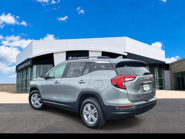 Certified 2024 GMC Terrain SLE w/ Driver Convenience Package AWD/4WD image 5