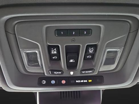 Used 2023 GMC Sierra 1500 Denali w/ Denali Reserve Package AWD/4WD image 33