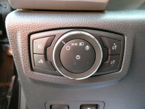 Used 2022 Ford F350 Platinum image 28