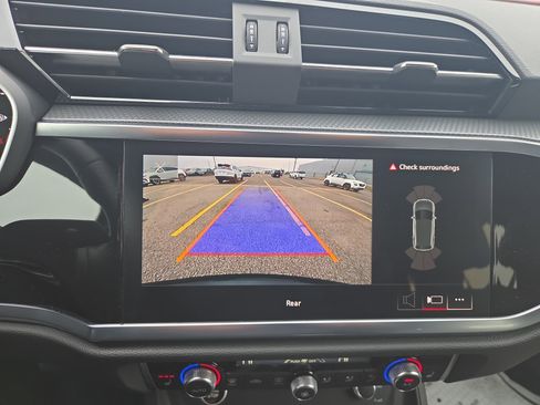 Certified 2025 Audi Q3 2.0T Premium w/ Convenience Package image 12