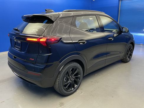 New 2027 Chevrolet Bolt RS w/ Technology Package FWD image 7