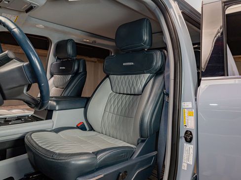 Used 2024 Ford F250 Limited image 25