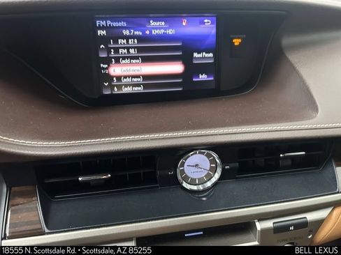 Used 2017 Lexus ES 350 w/ Luxury Package FWD image 24