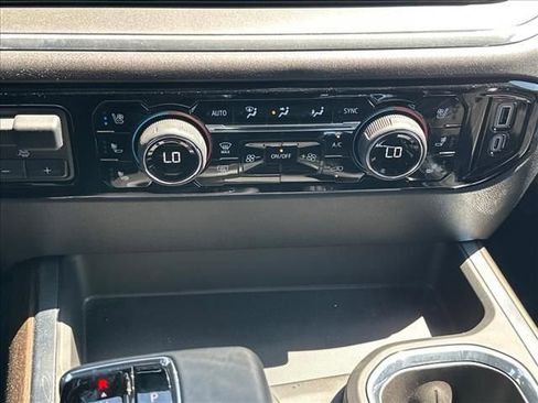 Certified 2024 Chevrolet Silverado 1500 High Country w/ Midnight Edition AWD/4WD image 31