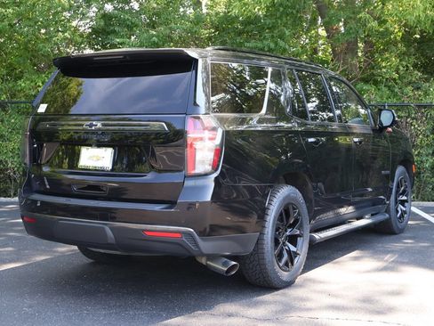 Used 2022 Chevrolet Tahoe Z71 w/ Z71 Off-Road Package AWD/4WD image 11