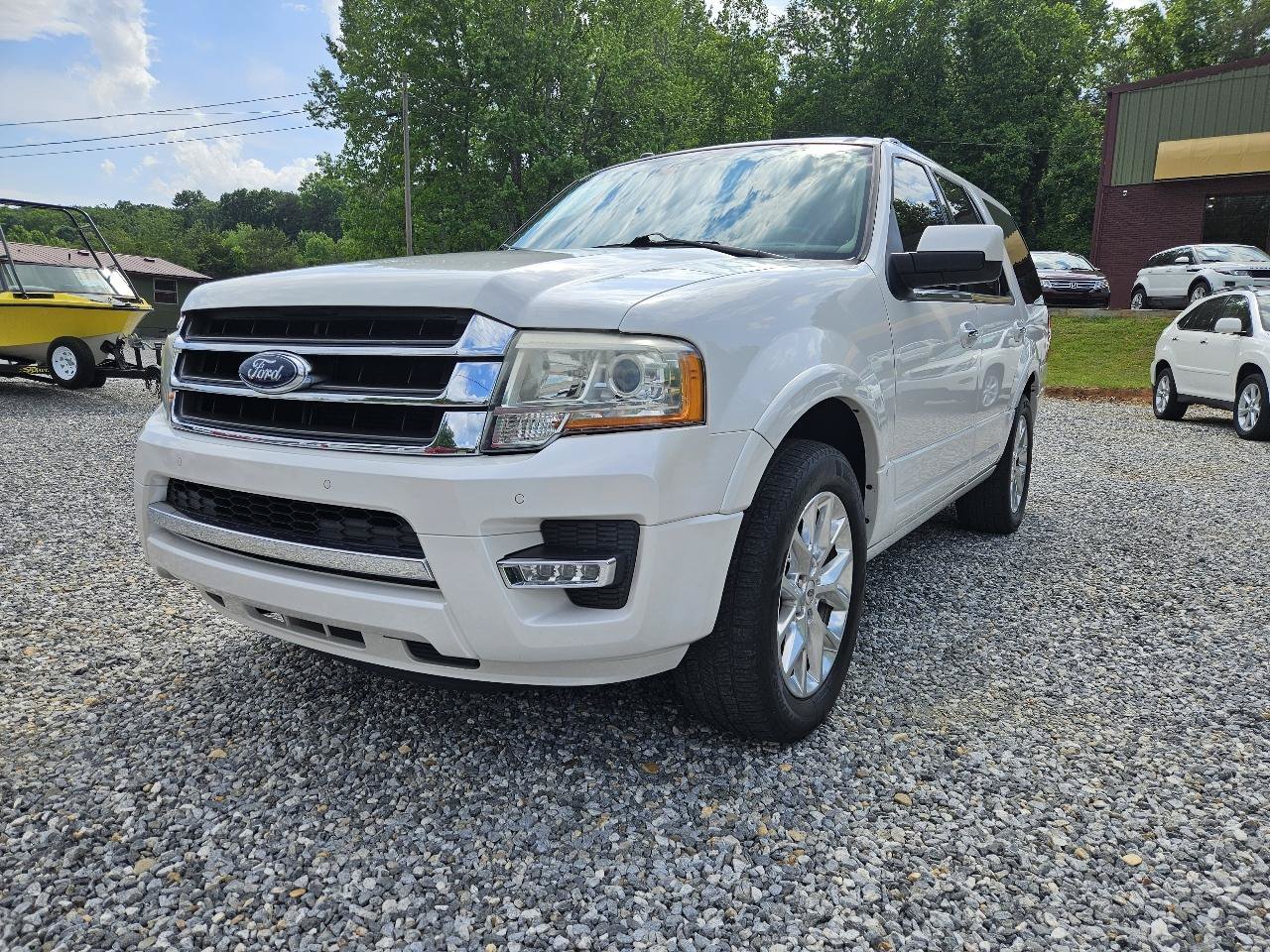 Used 2017 Ford Expedition Limited w/ Equipment Group 301A RWD image 4