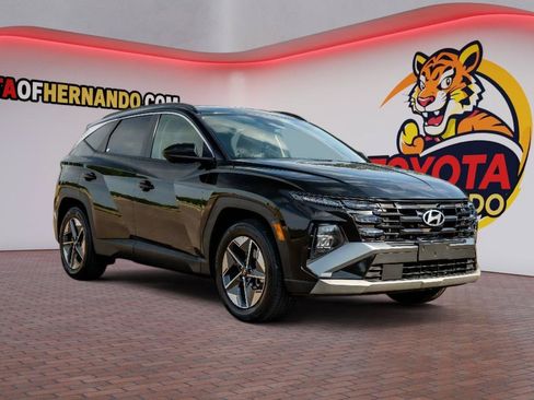 Used 2025 Hyundai Tucson SEL FWD image 3