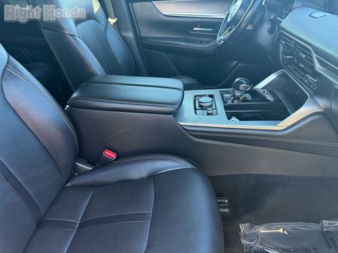 Used 2024 MAZDA CX-90 3.3 Turbo w/ Premium Package image 30