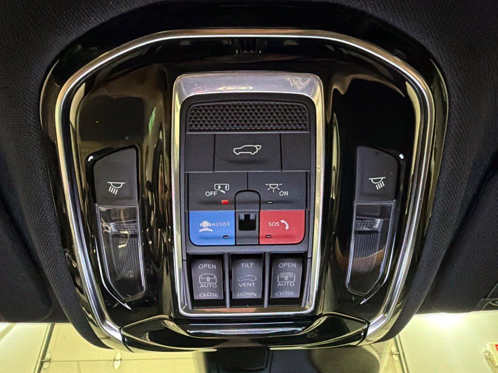 Used 2021 Jeep Grand Cherokee L Summit w/ Advanced Protech Group IV AWD/4WD image 26