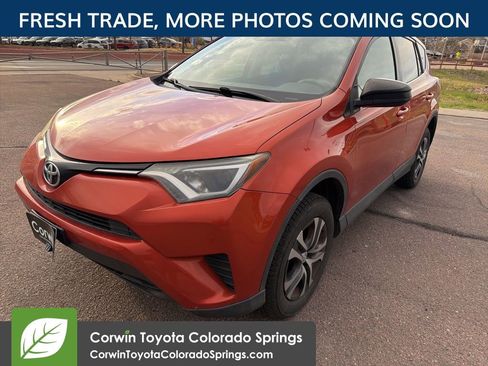 Used 2016 Toyota RAV4 LE image 3