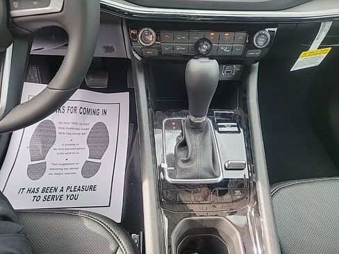 New 2025 Jeep Compass Limited w/ High Altitude Package image 15