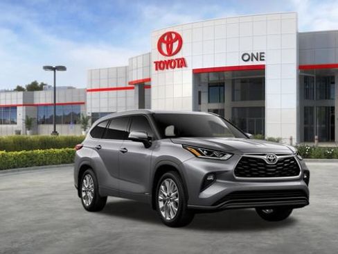 New 2026 Toyota Highlander Limited AWD/4WD image 18