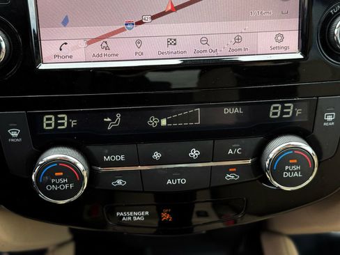 Used 2020 Nissan Rogue SL AWD/4WD image 38