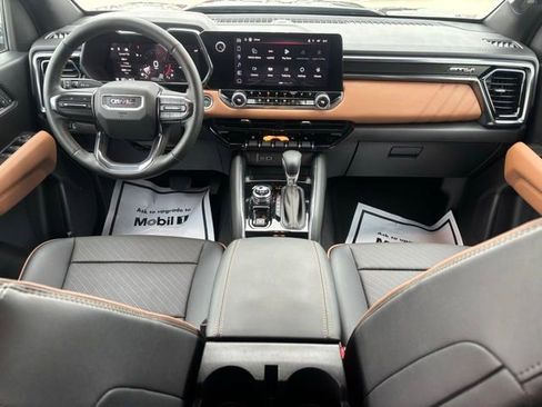 Certified 2025 GMC Canyon AT4 w/ Nightfall Edition image 22