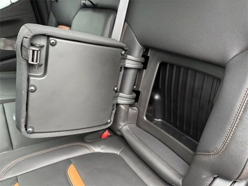 Used 2021 GMC Sierra 1500 AT4 image 33