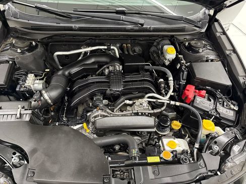 Certified 2023 Subaru Outback Touring AWD/4WD image 10