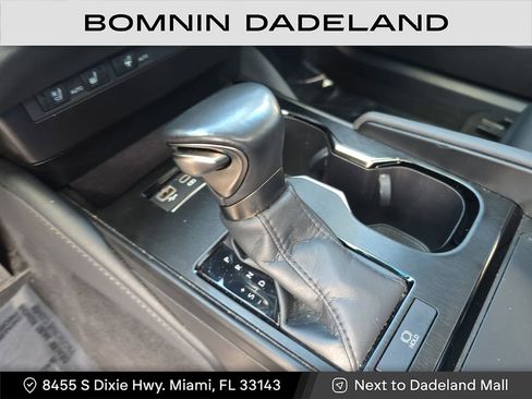 Used 2024 Lexus ES 350 w/ Premium Package image 26