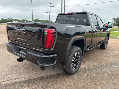 New 2026 GMC Sierra 2500 Denali Ultimate image 6