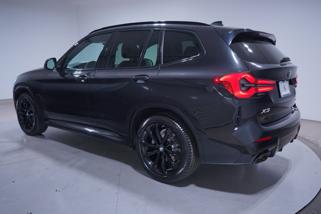 Used 2024 BMW X3 xDrive30i w/ M Sport Package AWD/4WD image 3