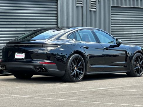 Used 2026 Porsche Panamera image 8