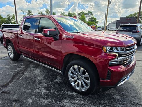 Used 2022 Chevrolet Silverado 1500 High Country w/ Technology Package AWD/4WD image 3