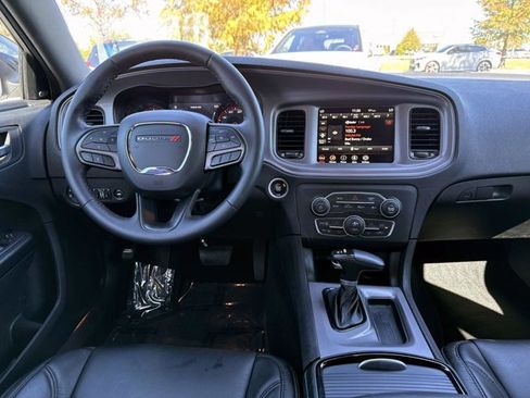 Used 2023 Dodge Charger SXT w/ Blacktop Package image 15