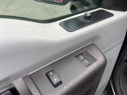 Used 2012 Ford F250 XL w/ PWR Equipment Group AWD/4WD image 16