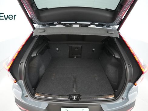 Used 2023 Volvo C40 P8 Recharge Ultimate AWD/4WD image 8