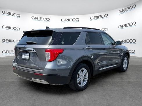 Used 2023 Ford Explorer XLT w/ Equipment Group 202A RWD image 7