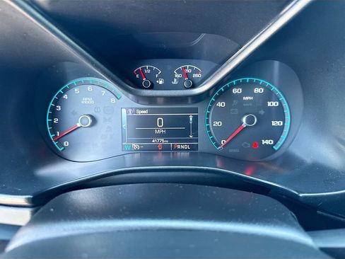 Used 2018 Chevrolet Colorado LT w/ Redline Special Edition RWD image 15