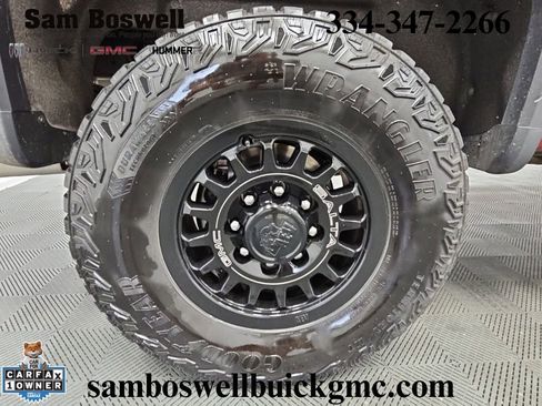 Used 2025 GMC Sierra 2500 AT4X w/ AT4X AEV Edition AWD/4WD image 49
