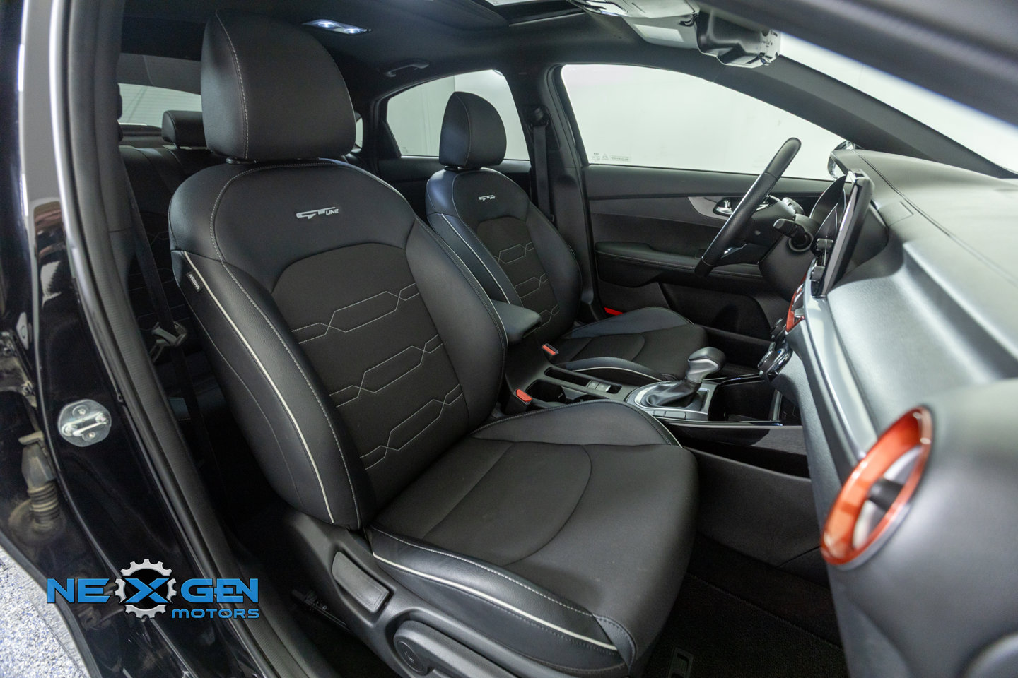 Used 2024 Kia Forte GT-Line w/ GT-Line Premium Package FWD image 43