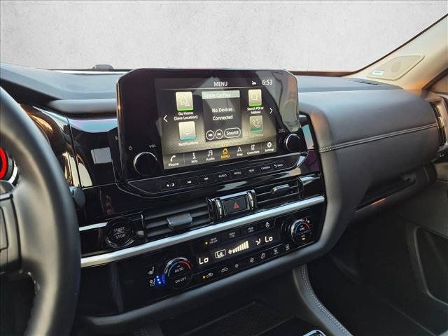 Used 2025 Nissan Pathfinder Platinum AWD/4WD image 12
