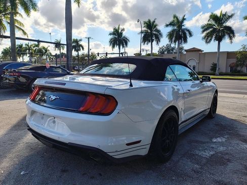 Used 2022 Ford Mustang Premium RWD image 11