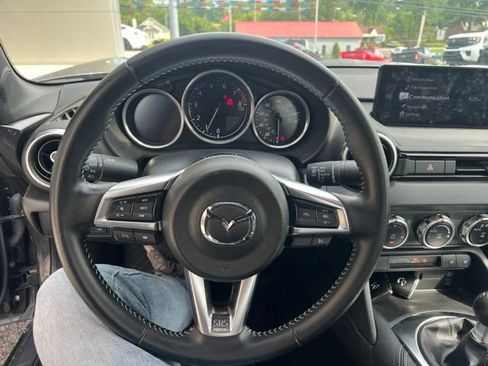 Used 2024 MAZDA MX-5 Miata Grand Touring RWD image 5