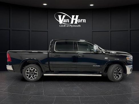 New 2026 RAM 1500 Laramie w/ Chrome Appearance Group AWD/4WD image 8