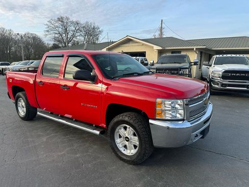 Used 2013 Chevrolet Silverado 1500 LT w/ All-Star Edition AWD/4WD image 3