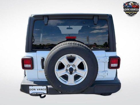 Certified 2022 Jeep Wrangler Unlimited Sport AWD/4WD image 5