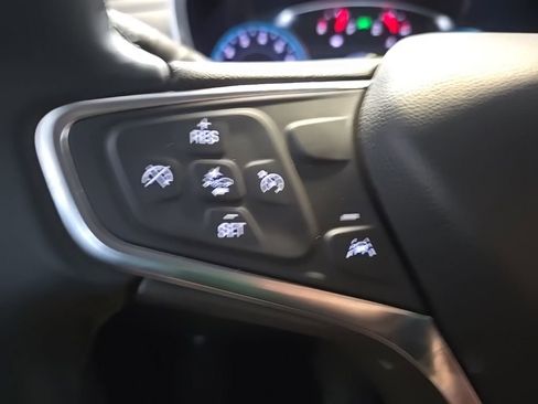 Used 2024 Chevrolet Equinox LT image 24