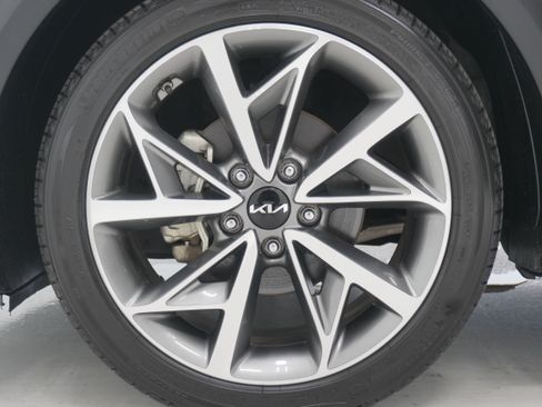 Used 2022 Kia Niro Touring Special Edition FWD image 27